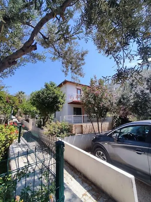 Vakantiehuis Dikili Bademli Muestakil Villa Yazcenneti Sitesi Turkije