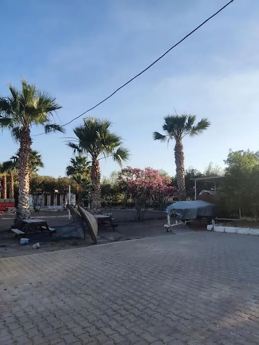 Vakantiehuis Dikili Bademli Muestakil Villa Yazcenneti Sitesi