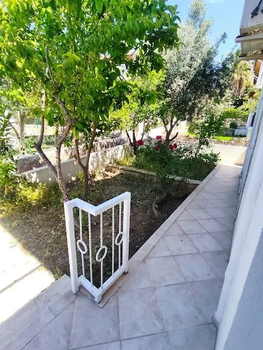Dikili Bademli Muestakil Villa Yazcenneti Sitesi Vakantiehuis
