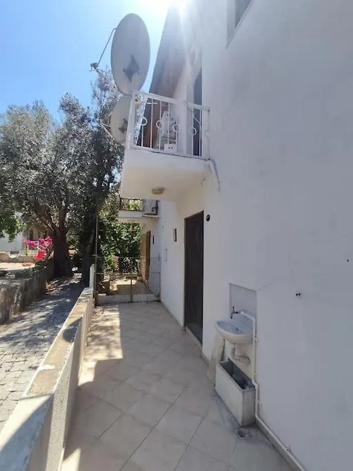 Dikili Bademli Muestakil Villa Yazcenneti Sitesi Vakantiehuis