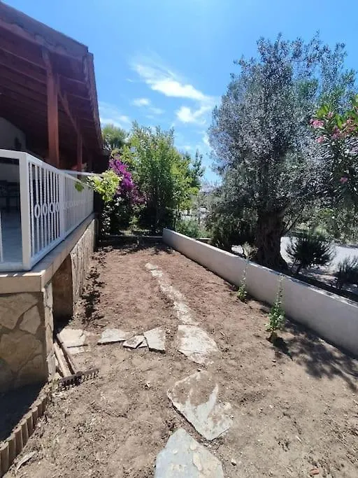 Vakantiehuis Dikili Bademli Muestakil Villa Yazcenneti Sitesi Turkije